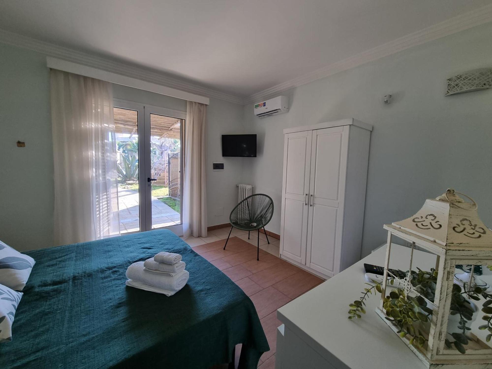 Giardini Di Marzo Vakantieboerderij Felline